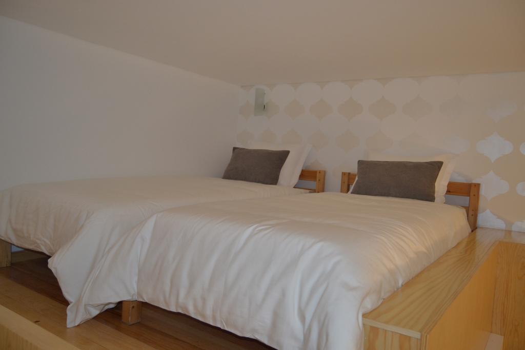 Apartamento Lm Ribeira Порто Екстериор снимка